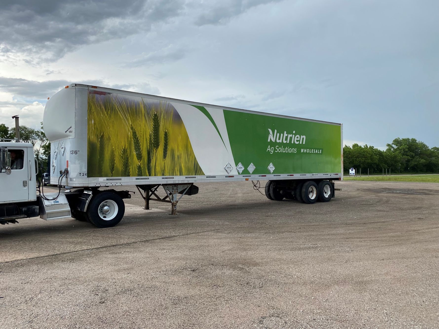 Nutrien Ag van trailer wrap.jpg