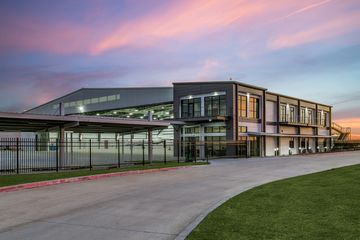 COMMERCIAL CONSTRUCTION