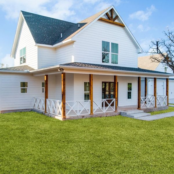 4 Landscaping Tips for Custom Homes - 4.jpg
