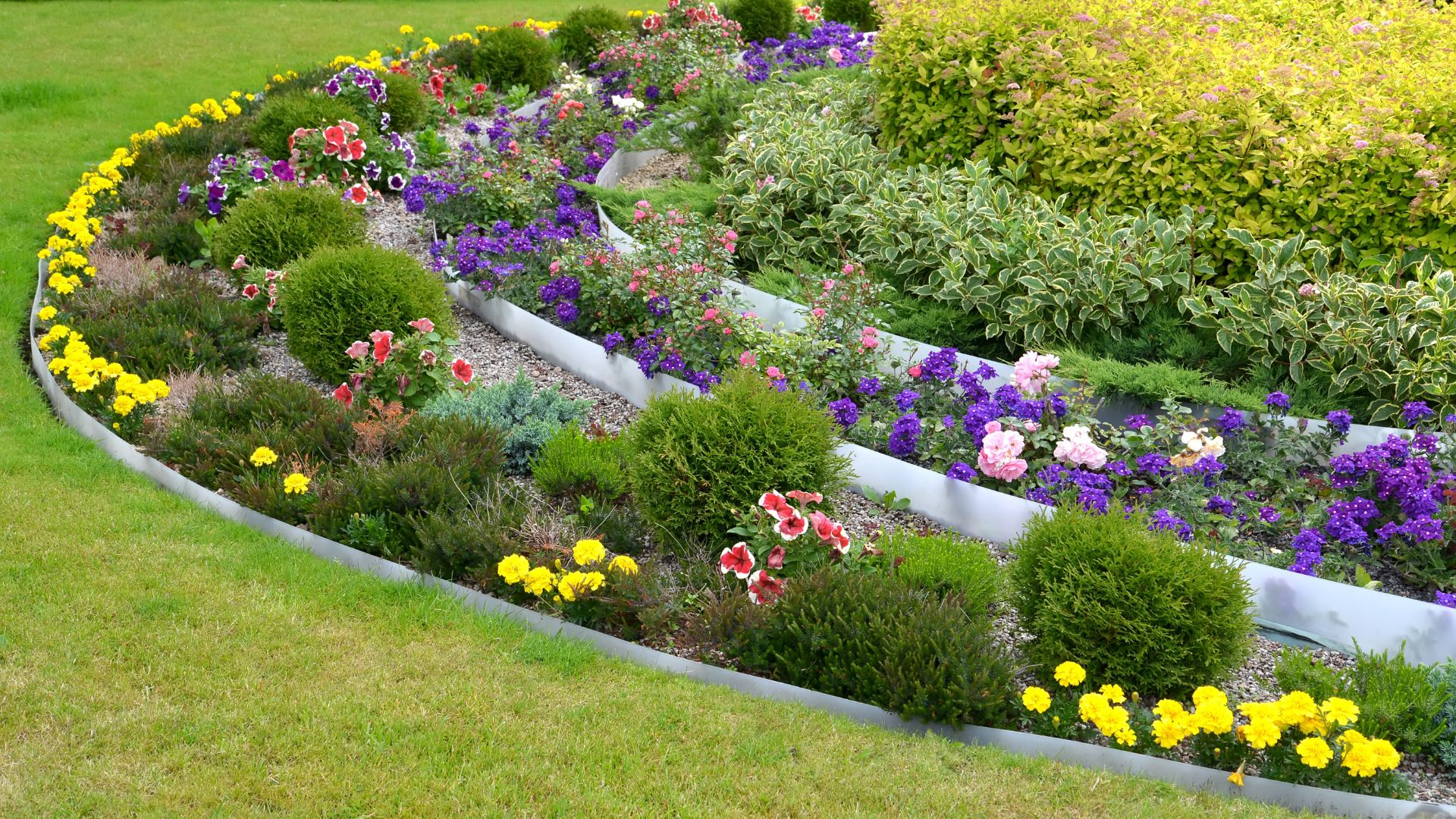 Outdoor Landscape Design Ideas.jpg