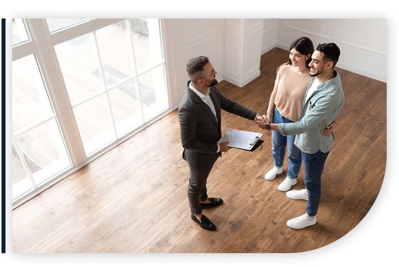 realtor shaking hands