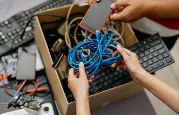 bringing electronics to recycling