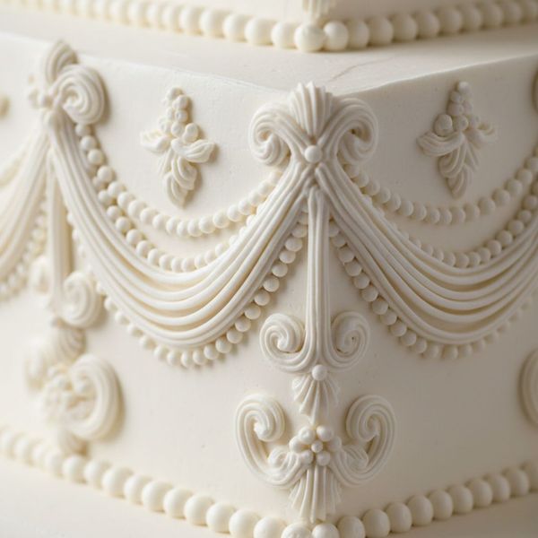 close up of cake accents 