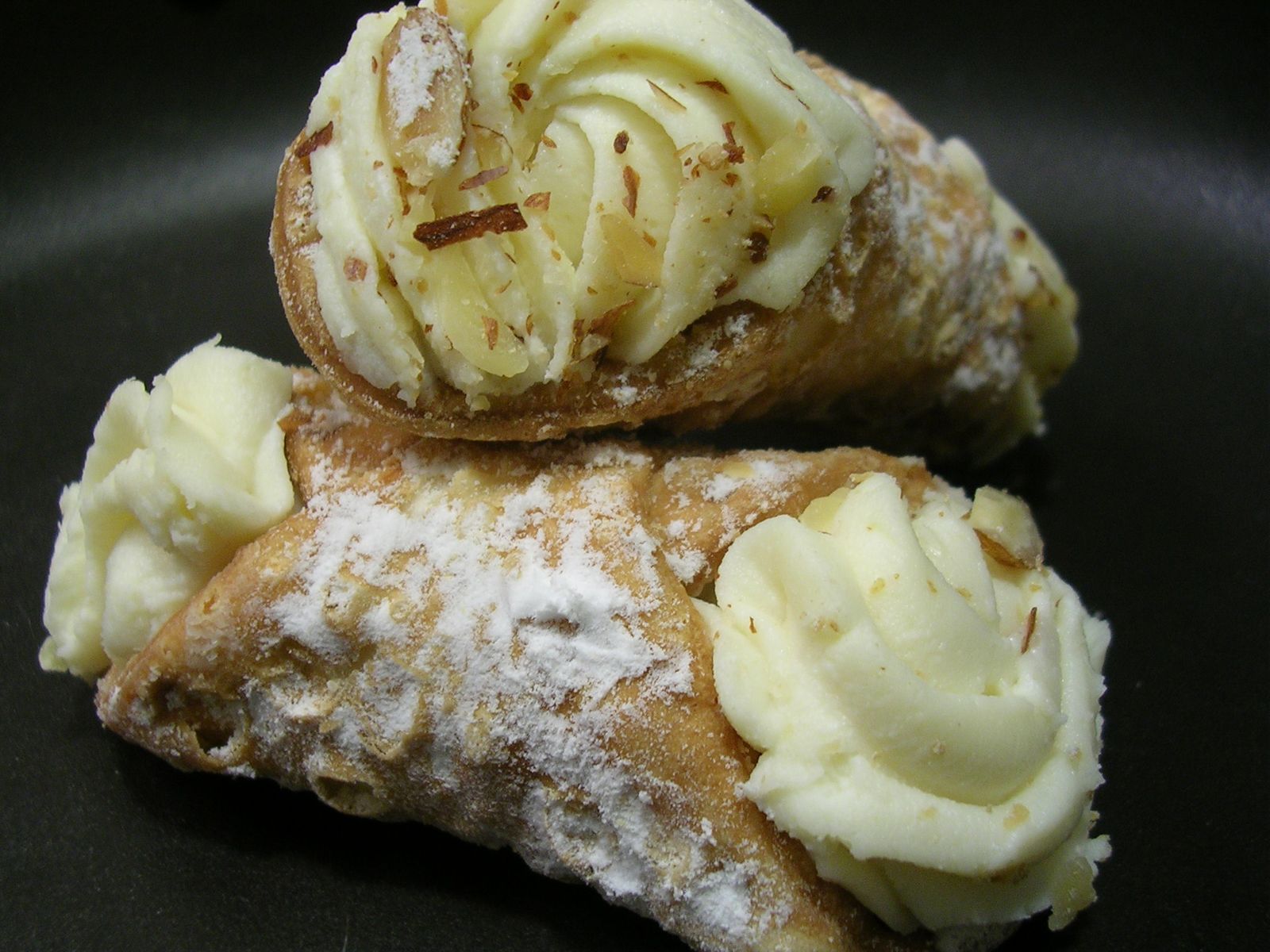 dining guide photo paisanos.jpg