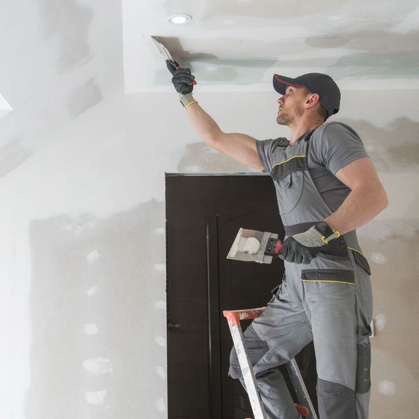 Drywall Repair DIY Or Hire A Professional-1080x1080-image2.jpg