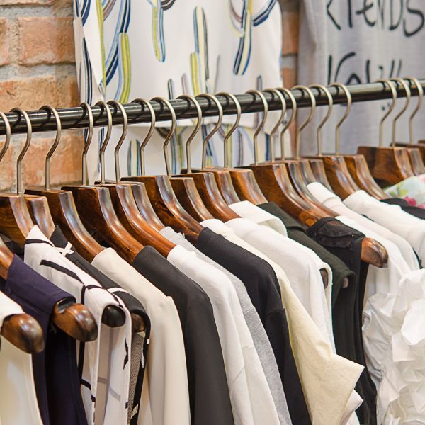 Top Reasons to Choose Consignment Shops for Sustainable Fashion1.jpg